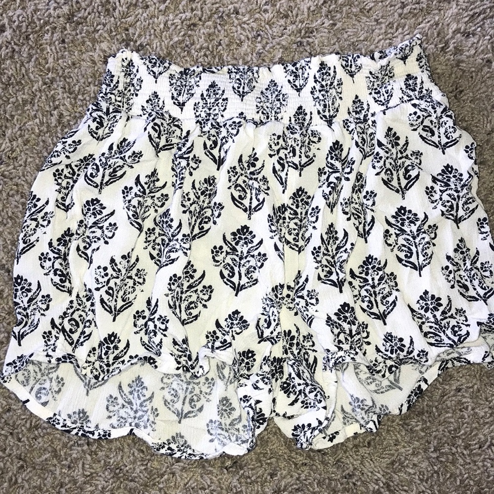 Flow shorts